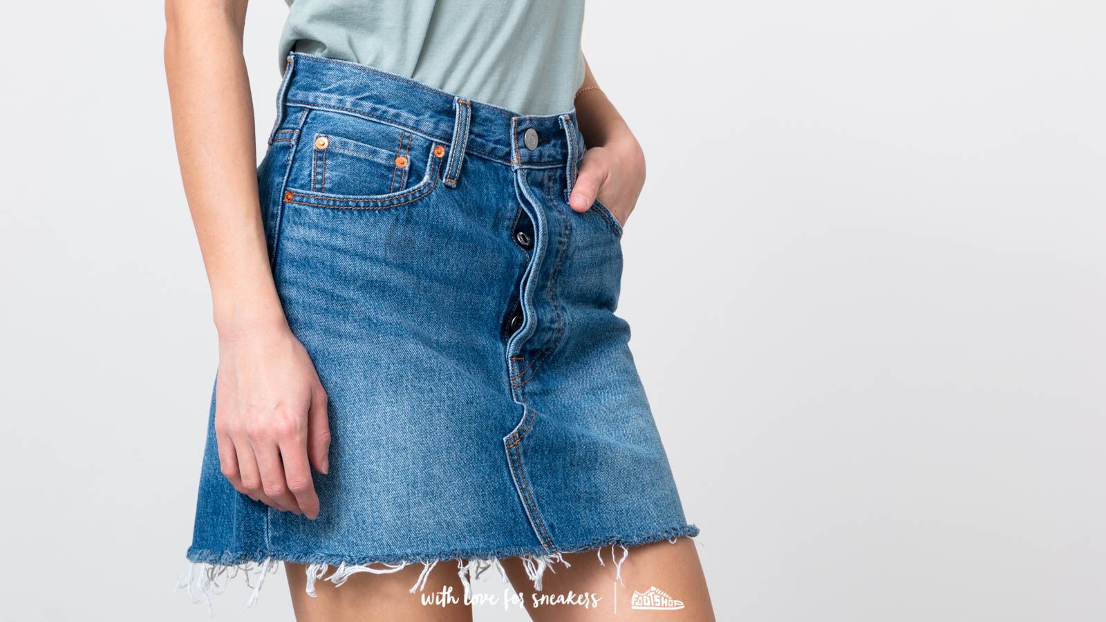 Levi's deconstructed skirt review top