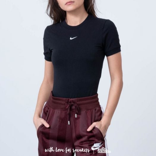 Nike essential short sleeve bodysuit hotsell