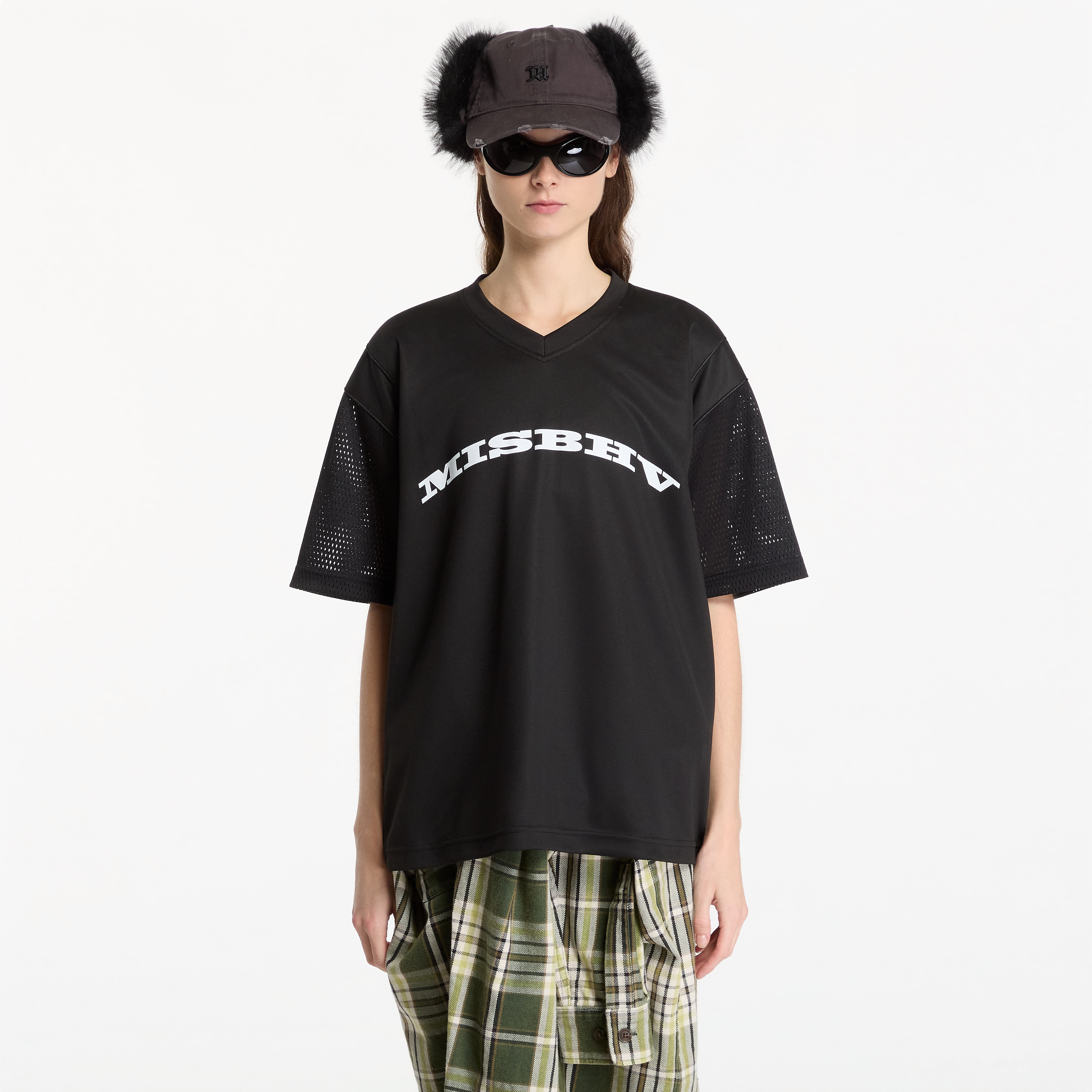 MISBHV V-Neck T-Shirt UNISEX Black S