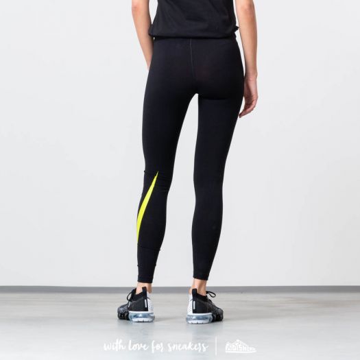 Pants and jeans Nike Legasee Leggins Swoosh Black Cyber Footshop