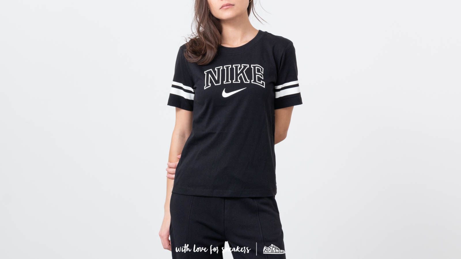 Nike NSW Shortsleeve Varsity Tee