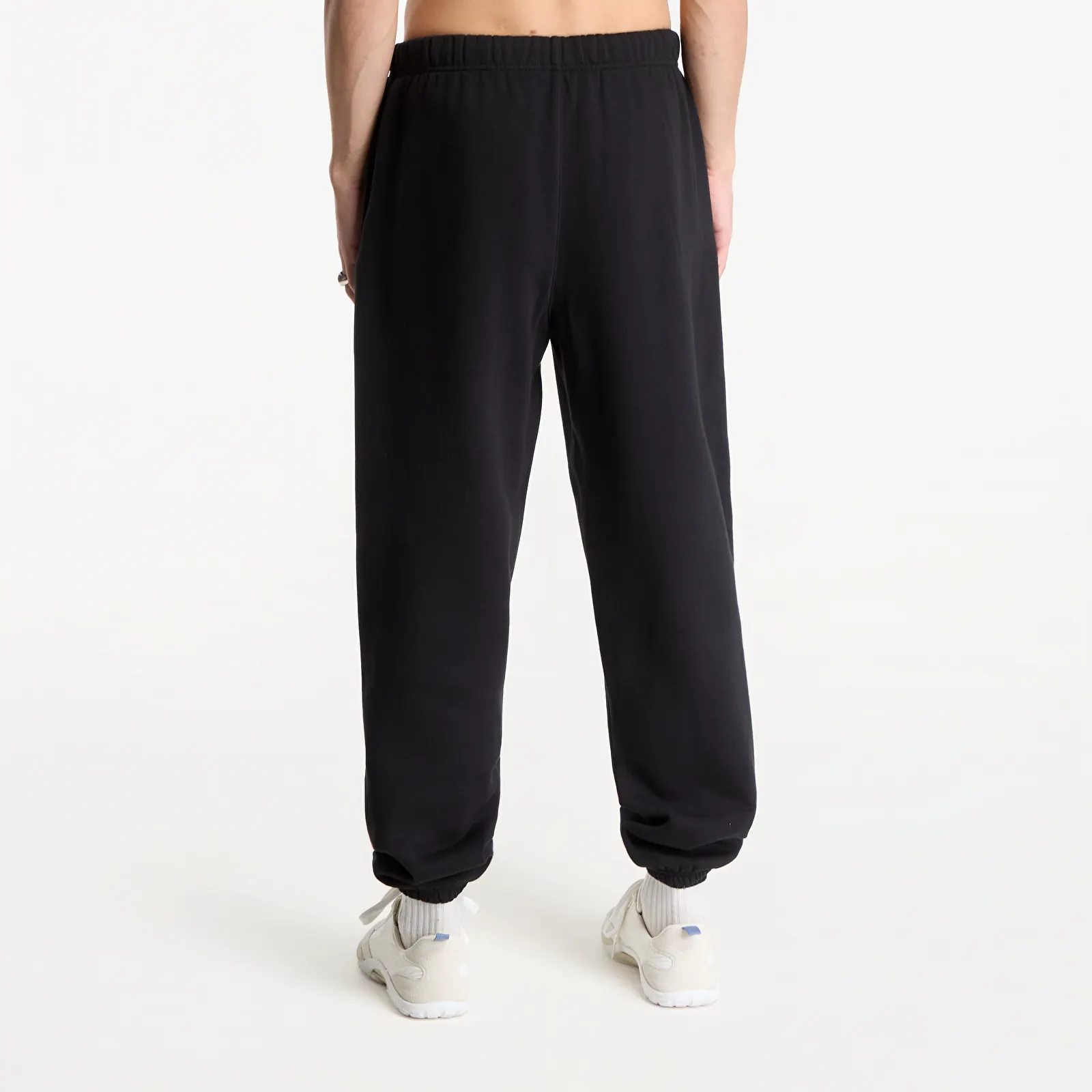 Joggerpüksid Fear of God Essentials Classic Sweatpant Vintage Black