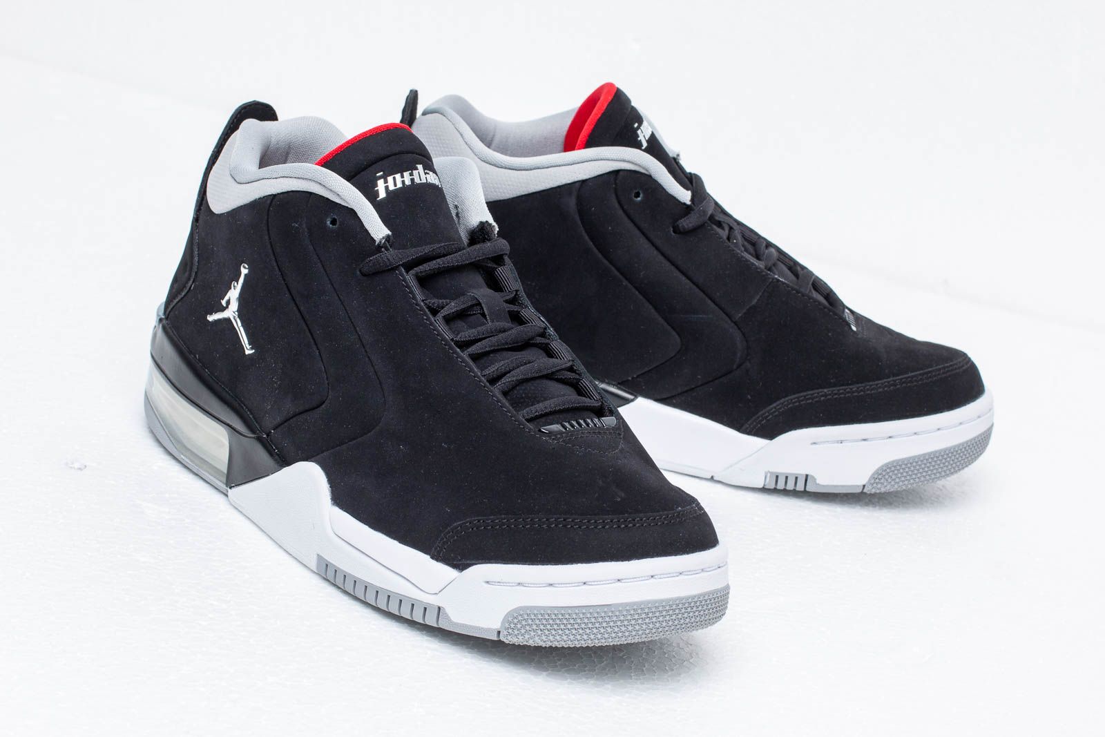 Meeste kingad Jordan Big Fund Black/ Metallic Silver-White
