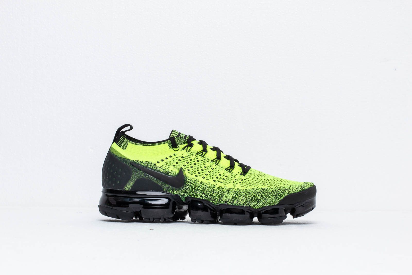 Men s shoes Nike Air Vapormax Flyknit 2 Volt Black Volt Footshop