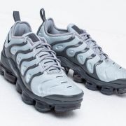 Vapormax plus wolf grey black outlet