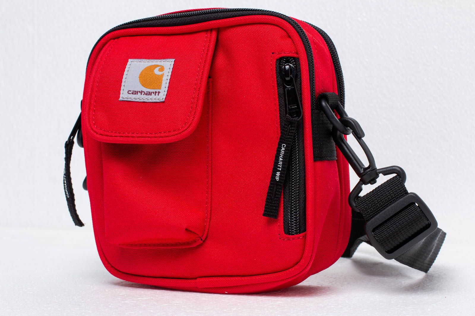 Umhangetaschen Carhartt WIP Small Essentials Bag Cardinal Footshop