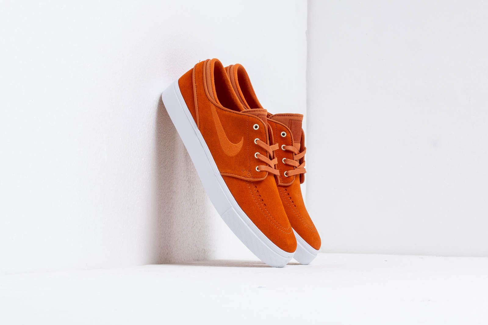 janoski cinder orange