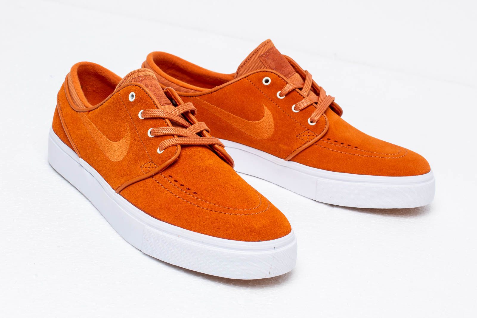 nike flex 2017 rn women's grey