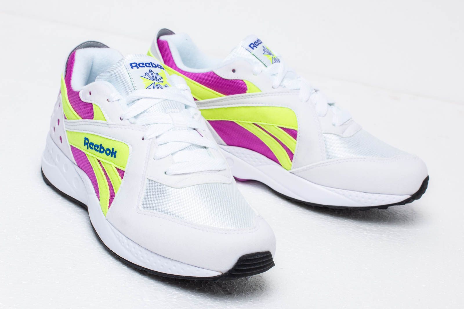 Zapatillas Hombre Reebok Pyro White/ Violet/ Neon/ Cobalt