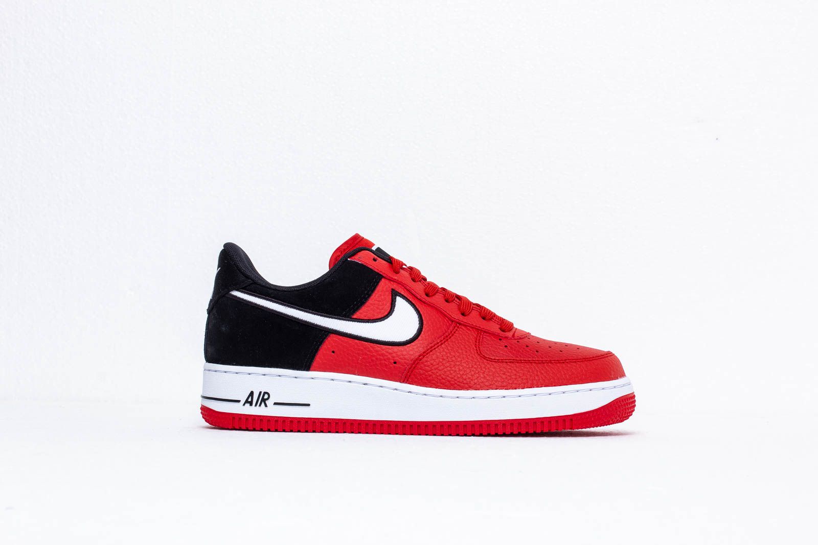Air force 1 '07 lv8 1 mystic red/ white-black store
