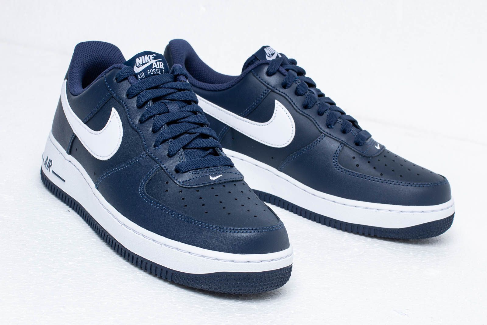 Nike air force navy store