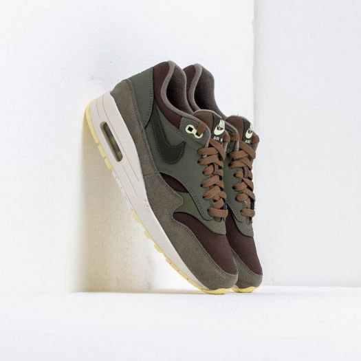 nike air max 1 olive sequoia