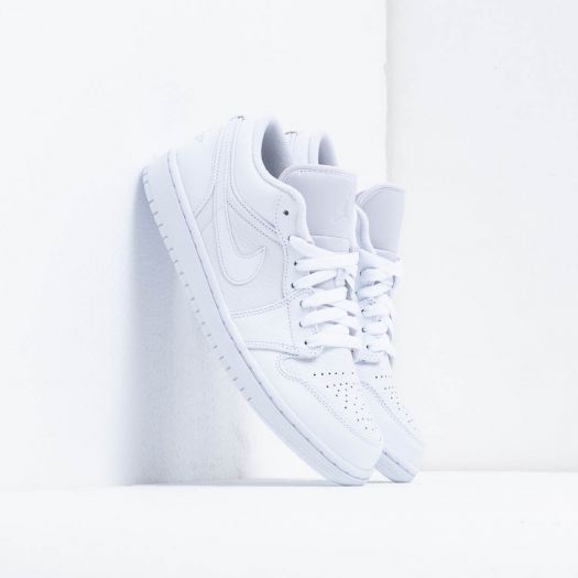Air jordan 1 low pure platinum hotsell