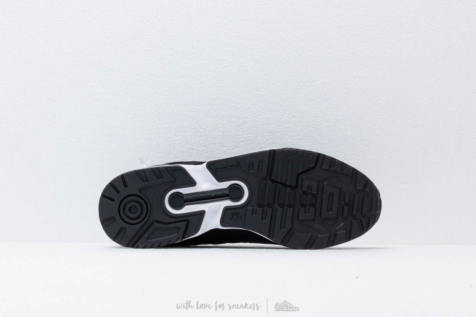 ウェア y. Herren Sneaker und Schuhe Y-3 ZX RUN Black/ Black/ Ftwr