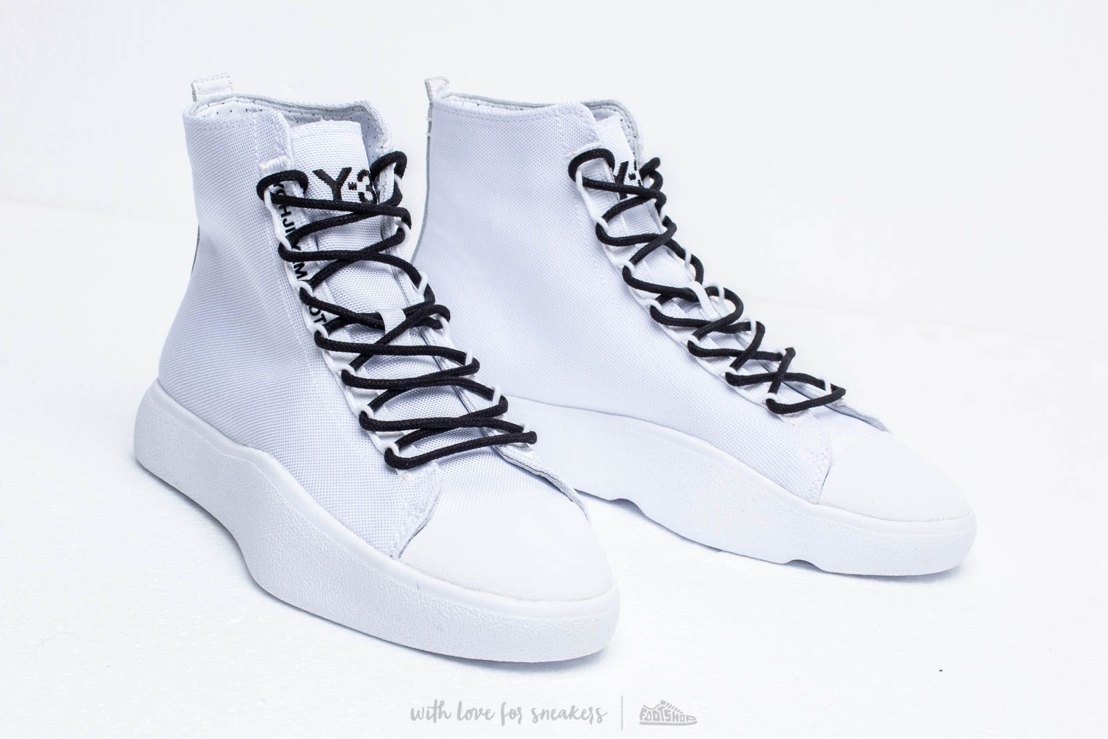 Batai Y-3 Bashyo White / Black