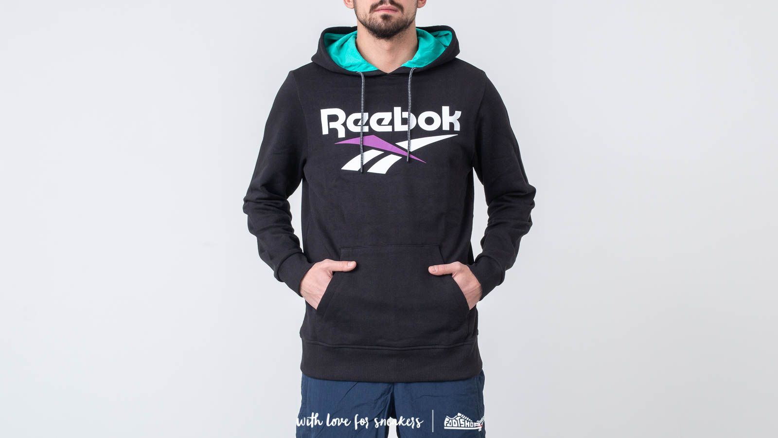 Reebok classic vector deals hoodie