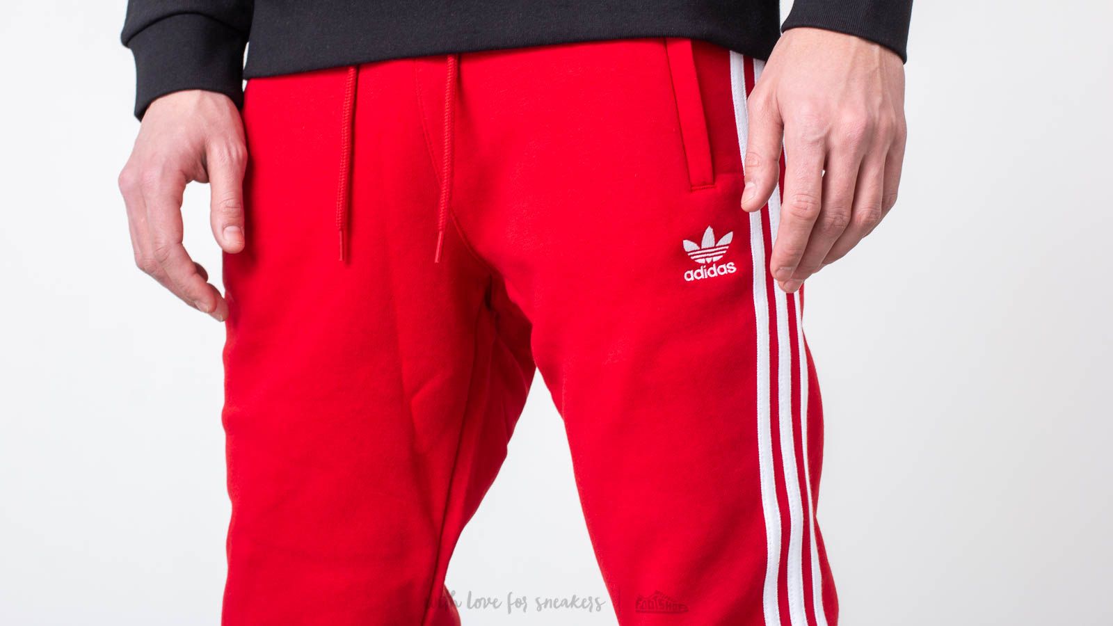 Jogger Pants adidas Originals 3 Stripes Pants Power Red Footshop