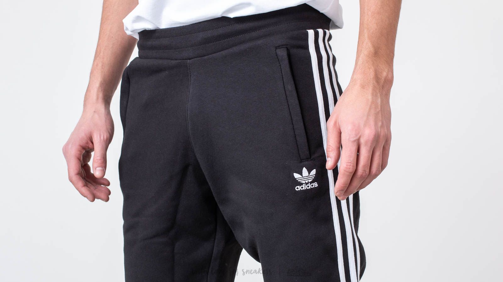 Dv2639 adidas sale