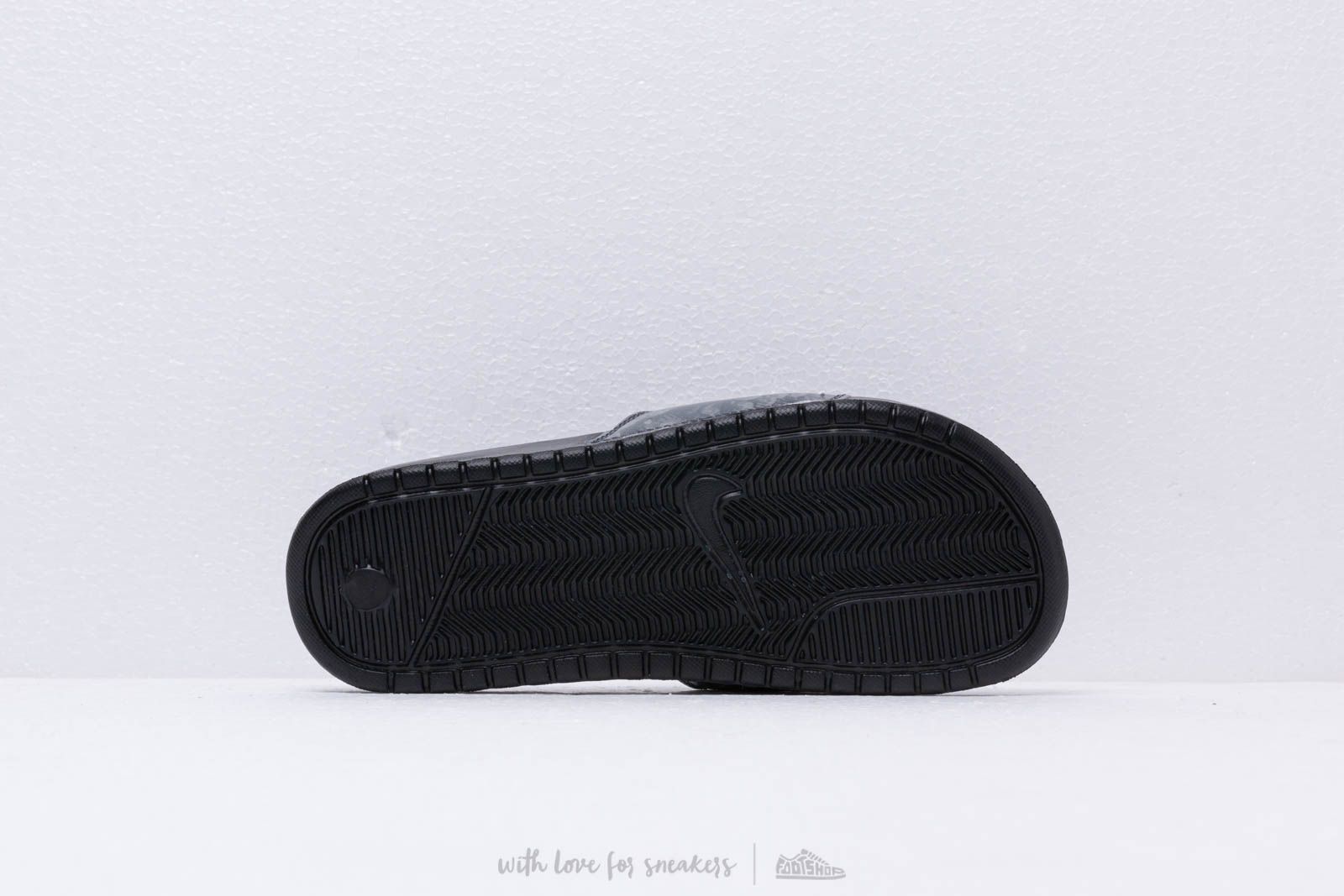 Naisten kengät Nike Wmns Benassi Jdi Print Black/ Black