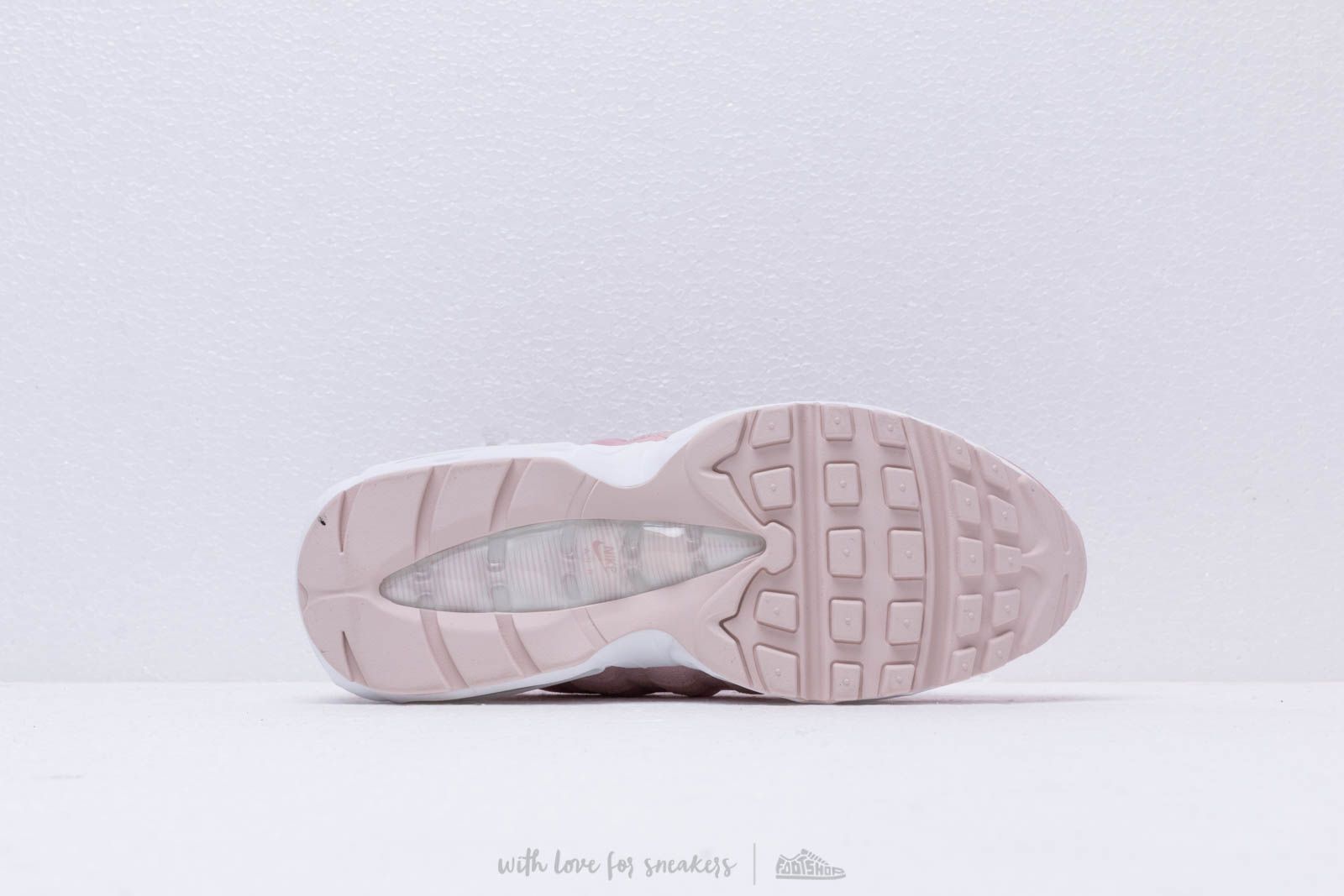 nike air max 95 plum chalk