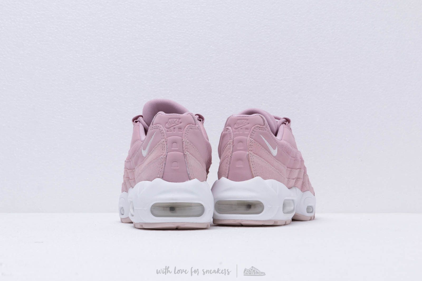 Nike air max store 95 plum chalk