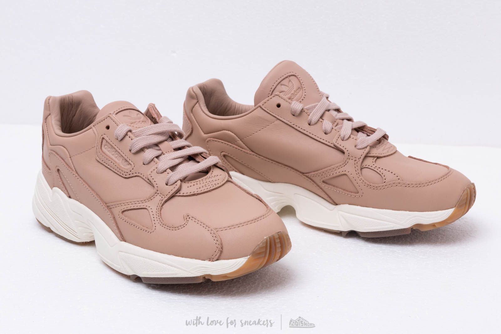 Women s shoes adidas Falcon W Ash Pearl Ash Pearl Off White