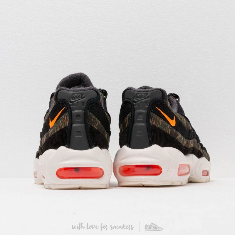 Nike x Carhartt WIP Air Max 95 Black/ Total Orange-Sail | Footshop
