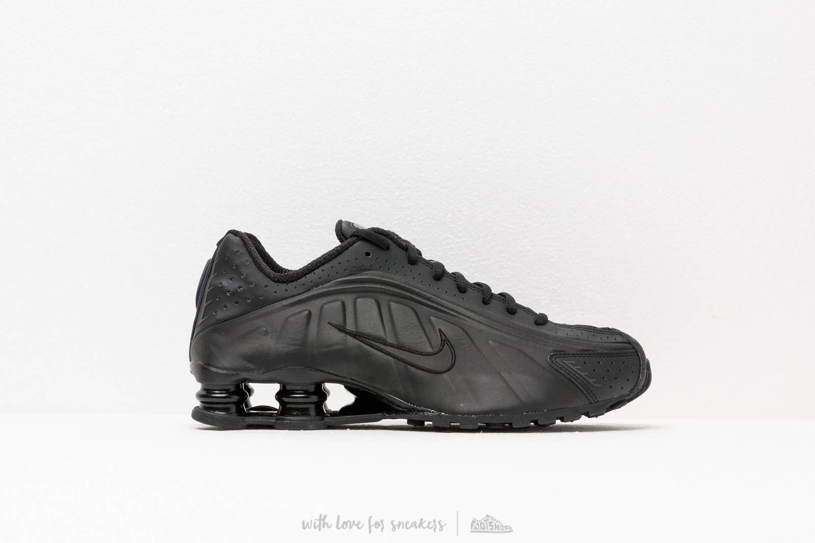Herresko Nike Shox R4 Black/ Black-Black
