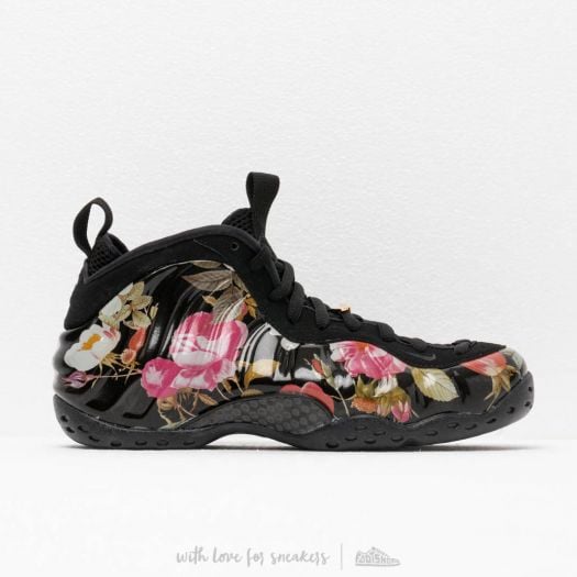 Black foamposites with flowers 2025