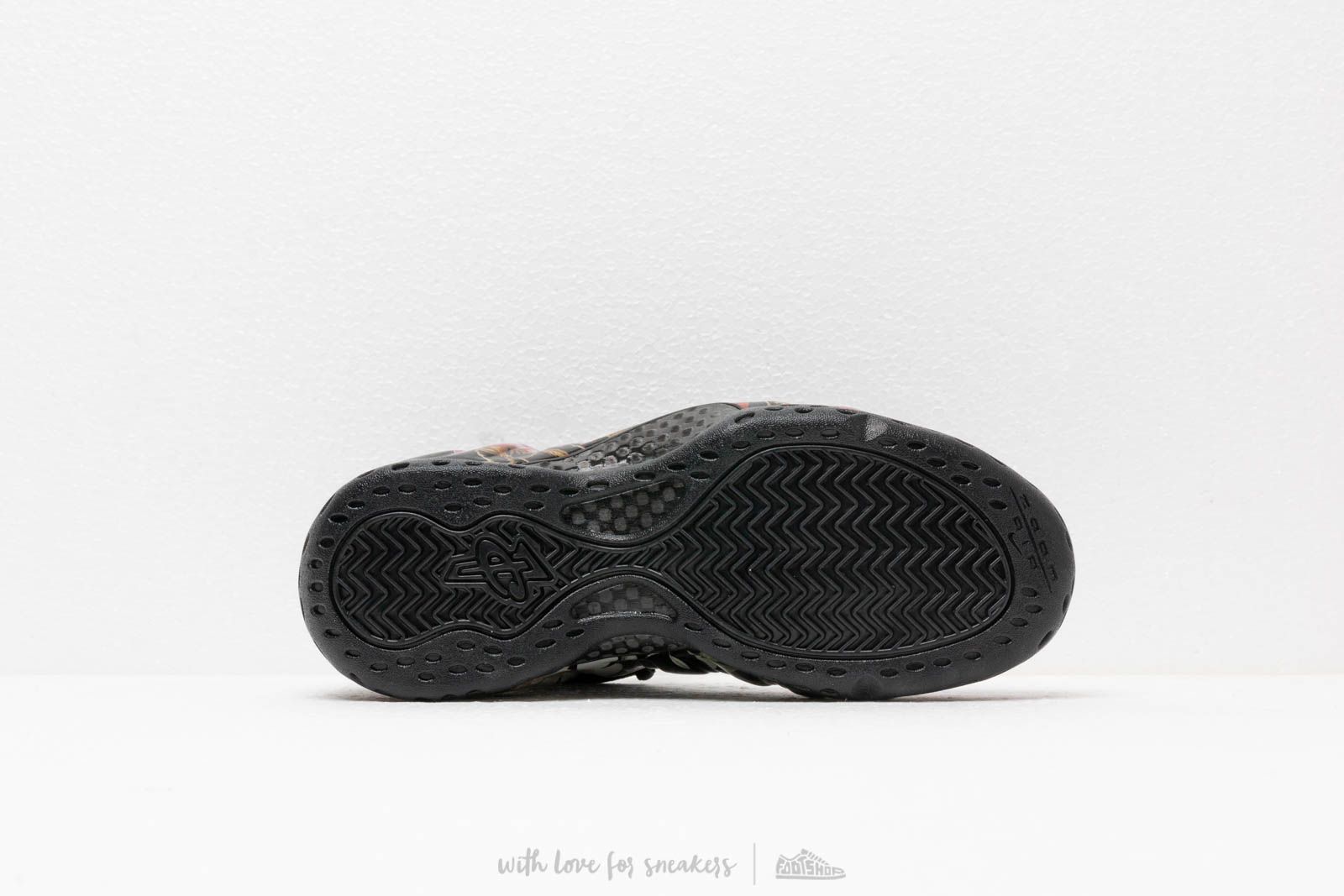 Vyriška avalynė Nike Air Foamposite One Floral Black/ Black-White