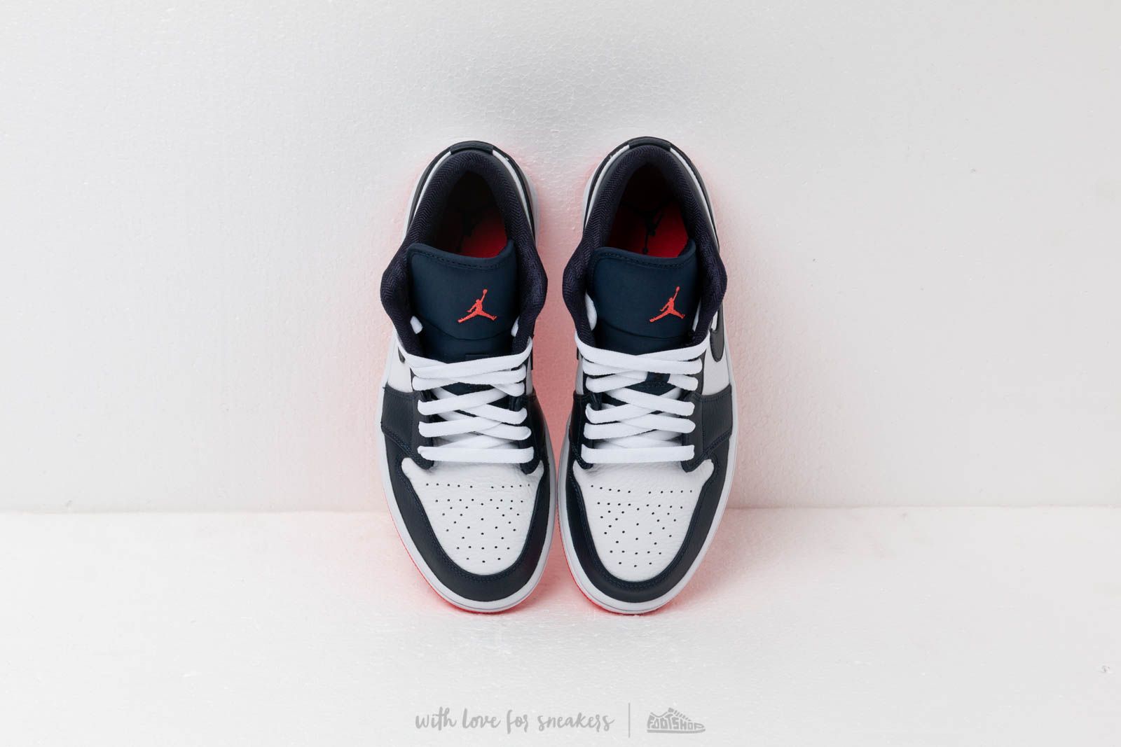 Herren Sneaker und Schuhe Air Jordan 1 Low Obsidian/ Ember Glow-White