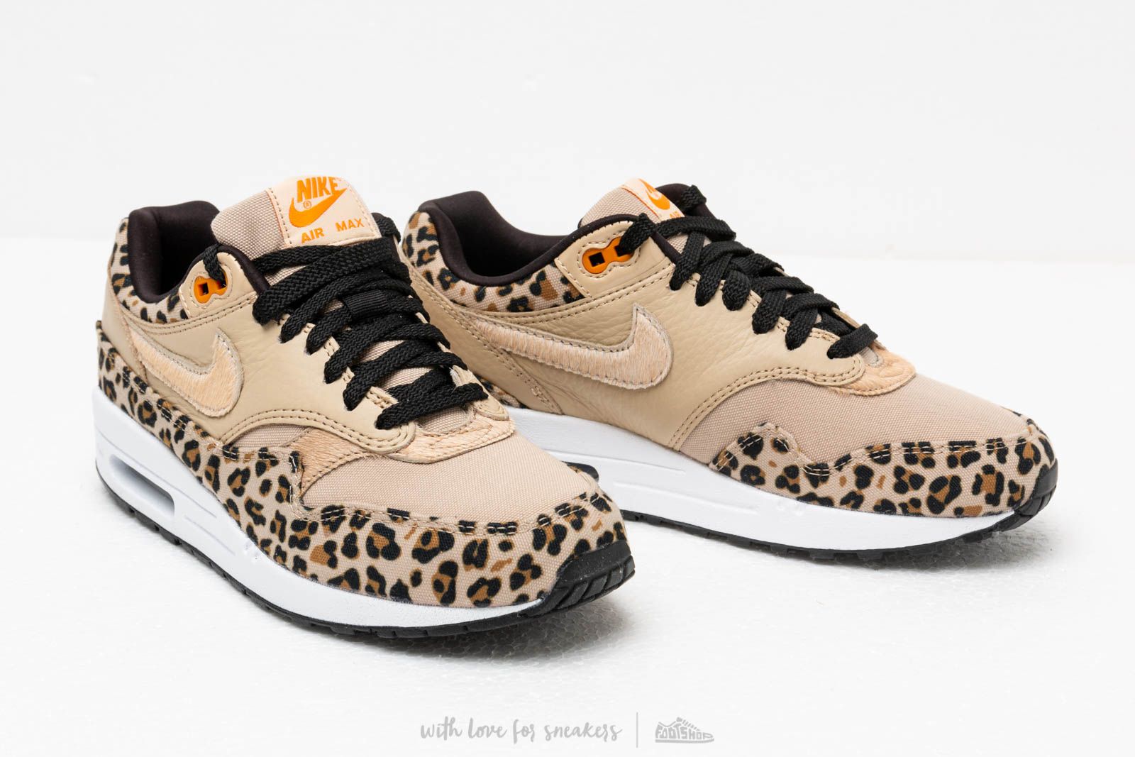 Wmns air max 1 prm desert ore orange peel black wheat bv1977 200 2025