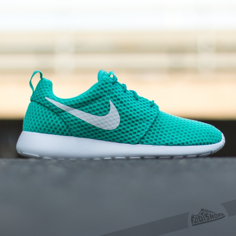 Men s shoes Nike Roshe One BR Calypso White Footshop
