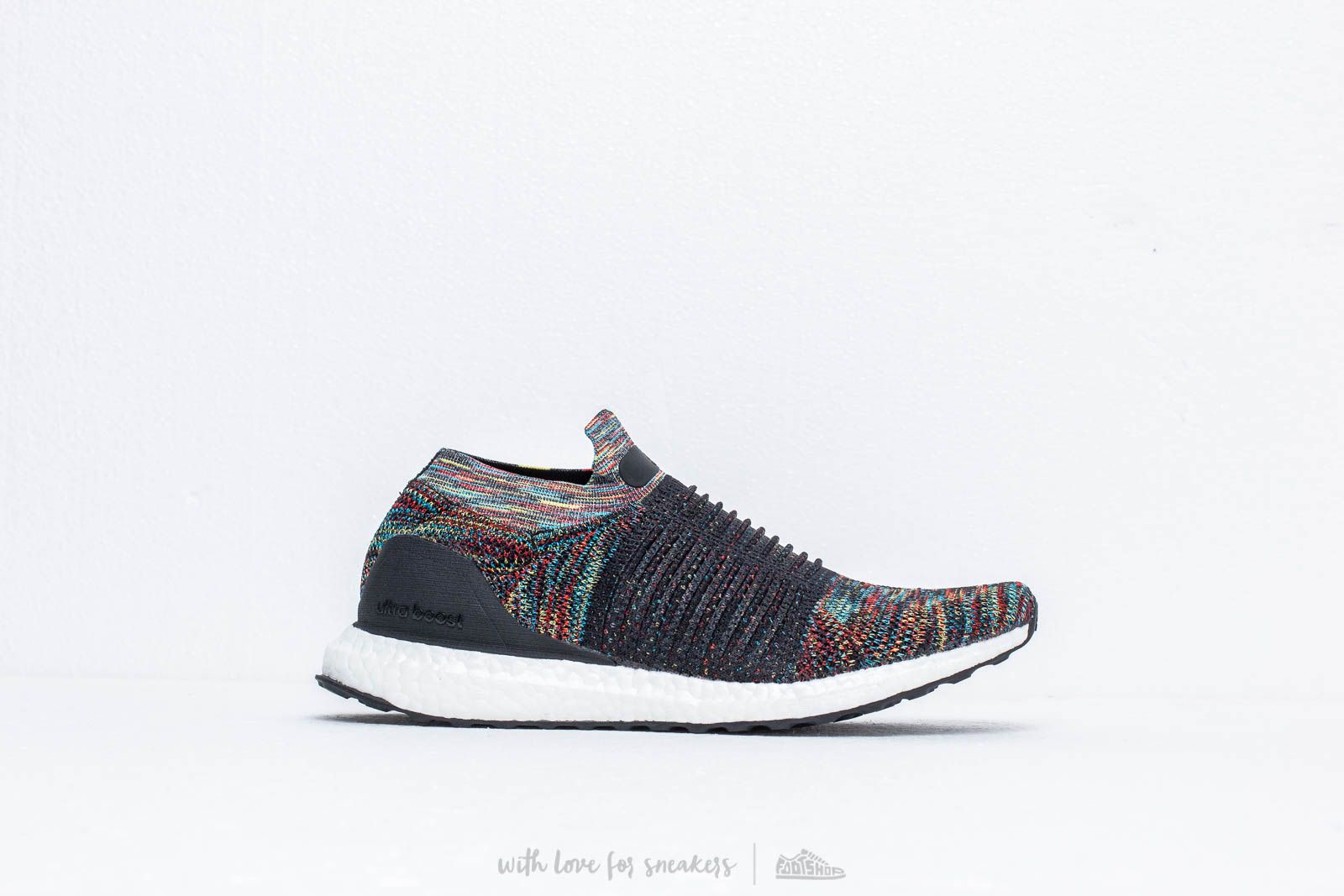 Adidas ultra boost laceless black multicolor top