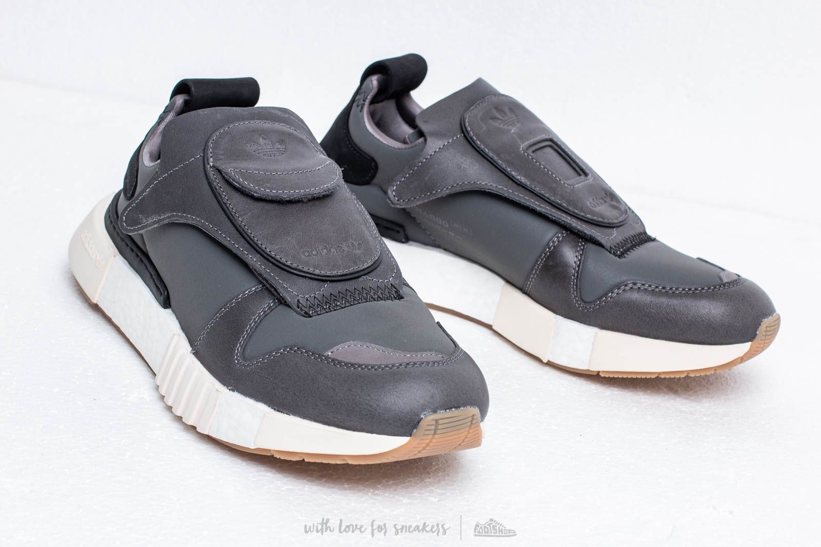 Men's shoes adidas Grey Four/ Ash Green/ Carbon | Footshop