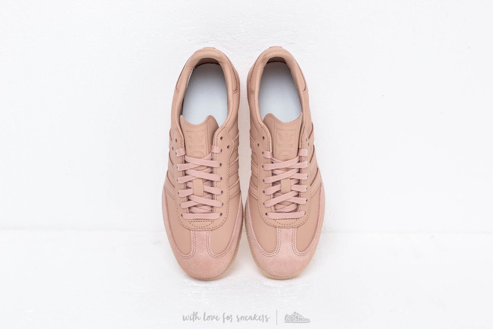 Chaussures et baskets femme adidas Samba Og W Ash Pearl Ash Pearl Off White Footshop