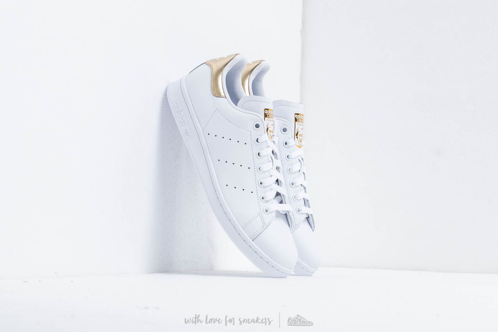 Damen Sneaker und Schuhe adidas Stan Smith W Ftw White/ Ftw White/ Gold Mate