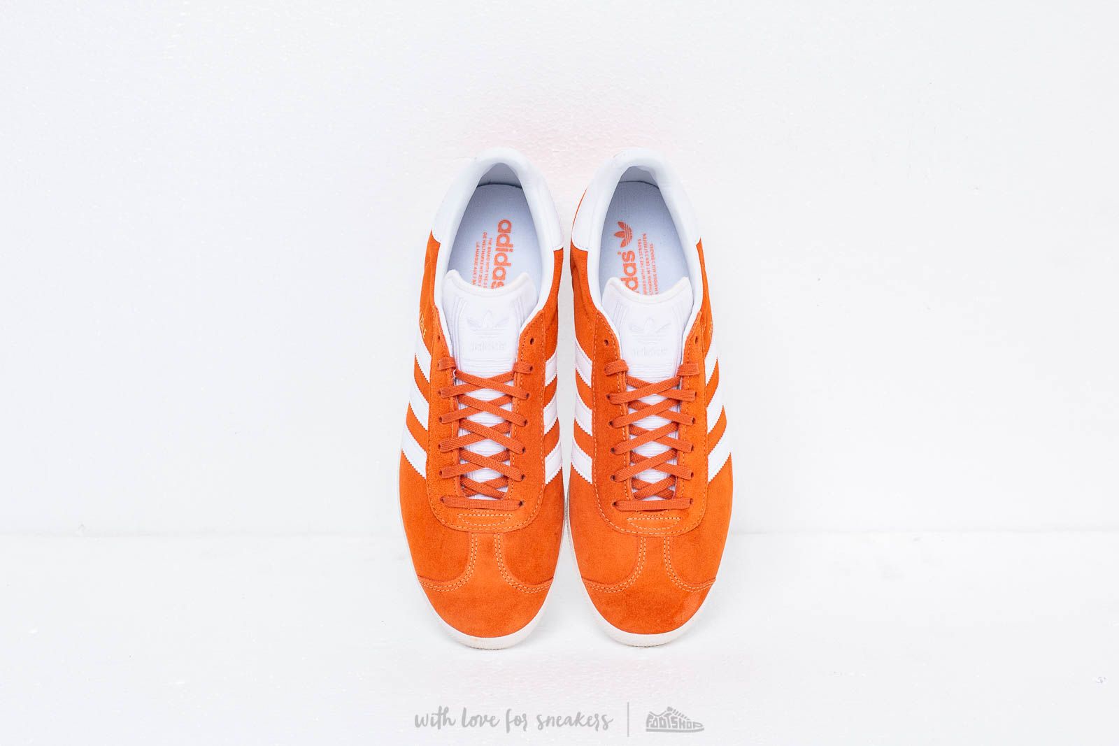 Adidas gazelle easy orange hotsell
