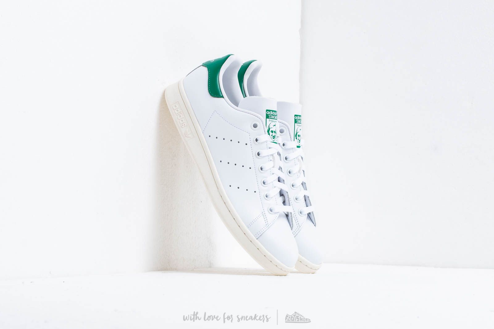 Încălțăminte și sneakerși pentru bărbați adidas Stan Smith Ftw White/ Off White/ Bgreen