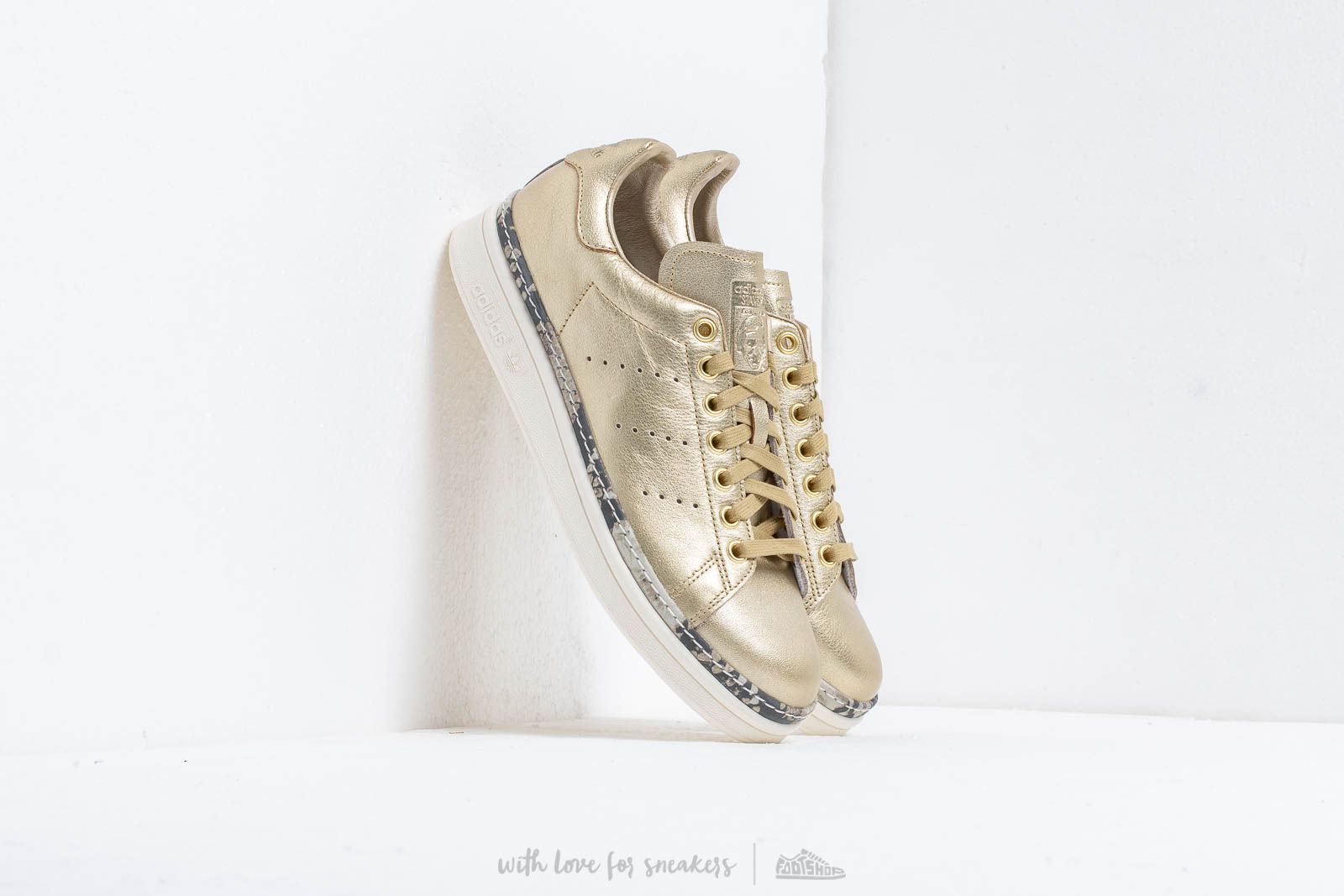 Încălțăminte și sneakerși pentru femei adidas Stan Smith New Bold W Gold Mate/ Gold Mate/ Off White