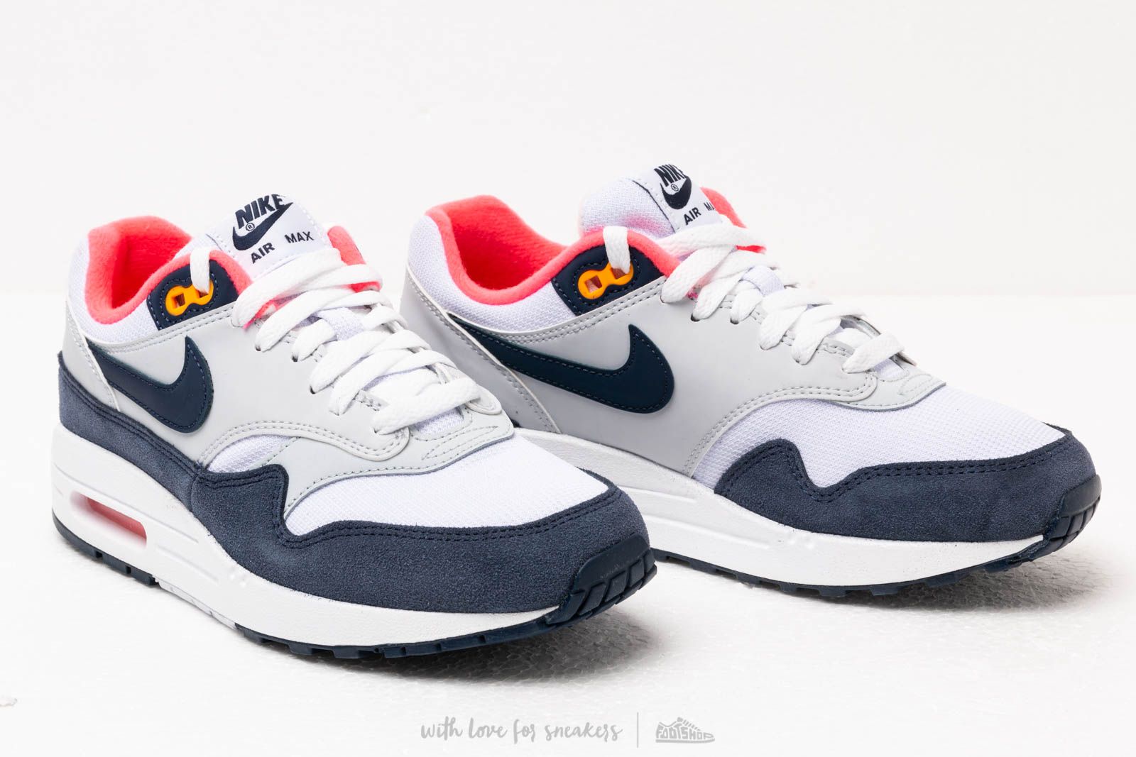 Nike air max cheap 1 white navy