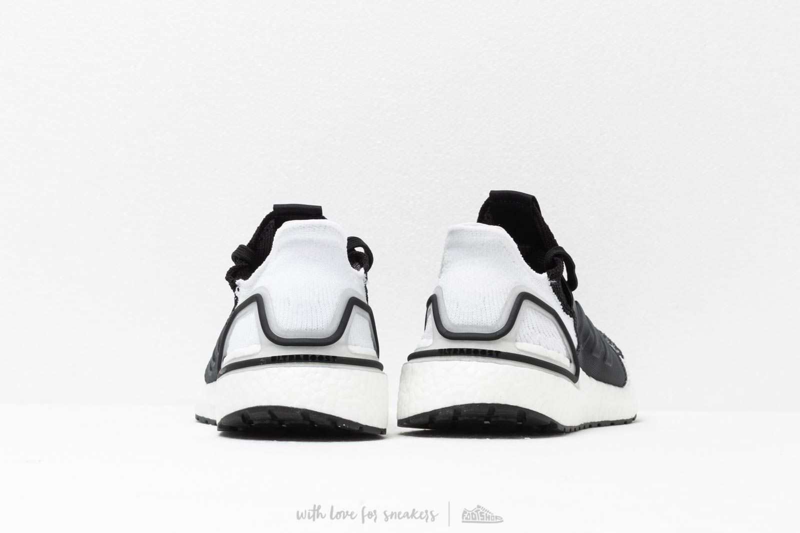 Ultraboost 19 white deals core black gray four
