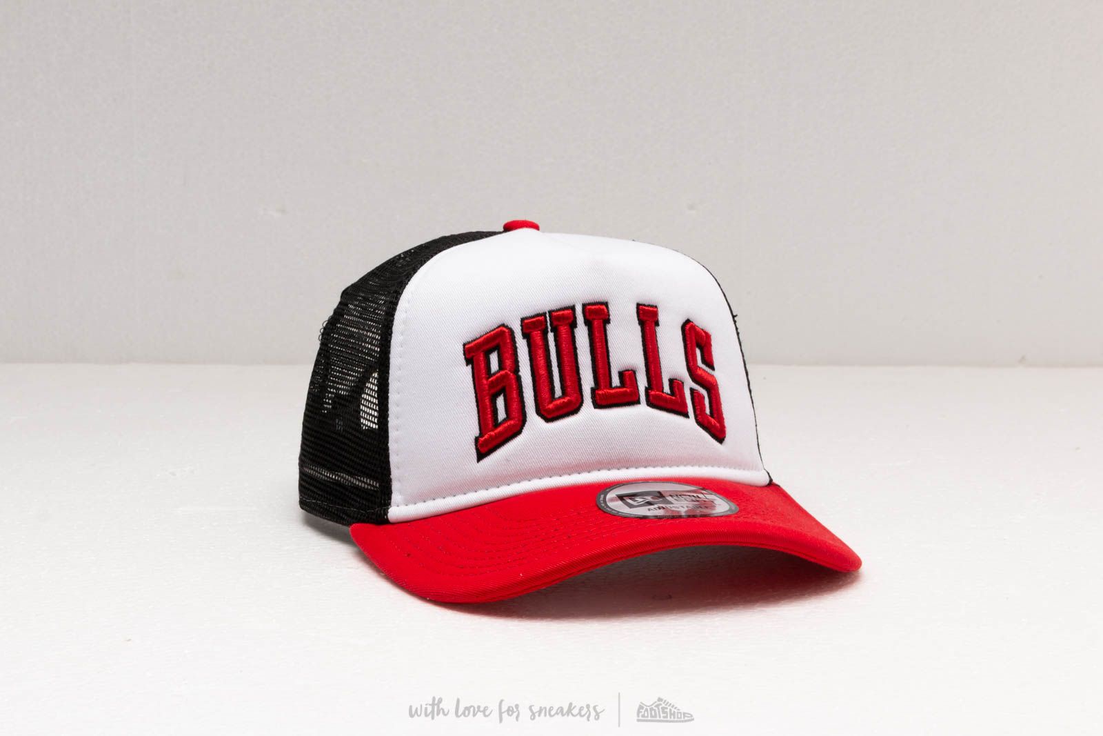 Casquette Trucker New Era Chicago Bulls - Dos En Mesh, Visière Incurvée, Réglable Snapback - 2