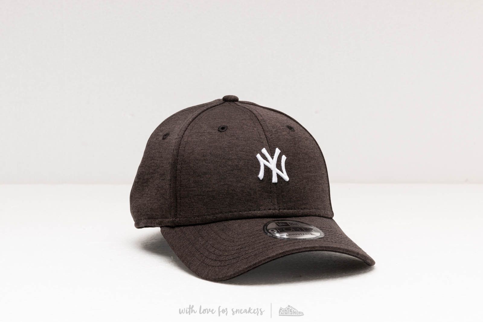Șepci New Era MLB 9Forty Shadow Tech Cap New York Yankees Black