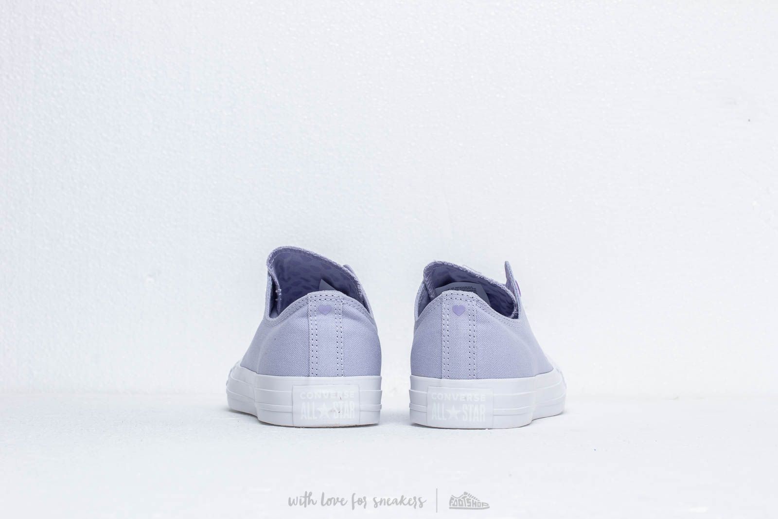 Men's shoes Converse Chuck Taylor All Star Light Purple