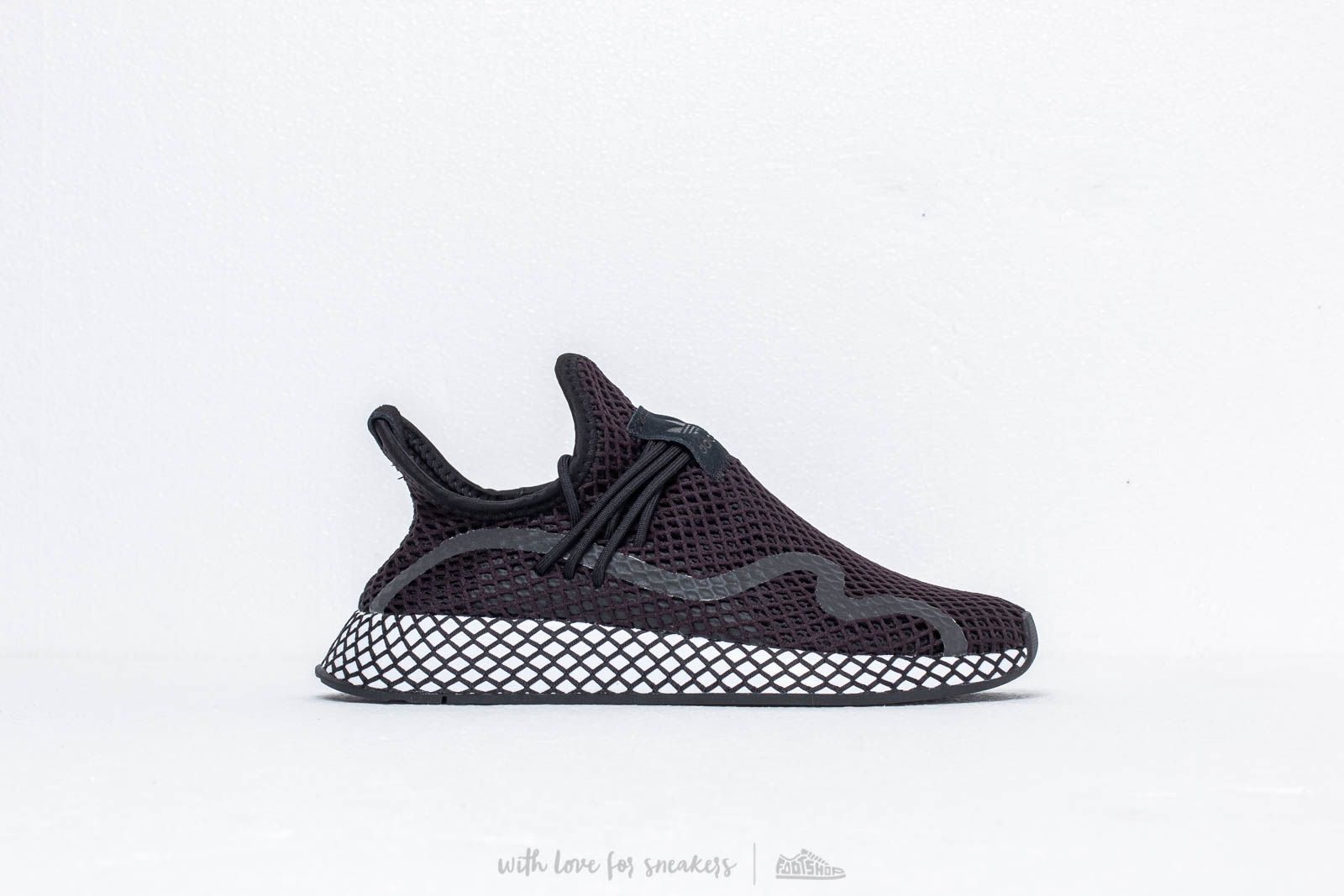 Men's shoes adidas Deerupt S Core Black/ Core Black/ Ftw White | Footshop