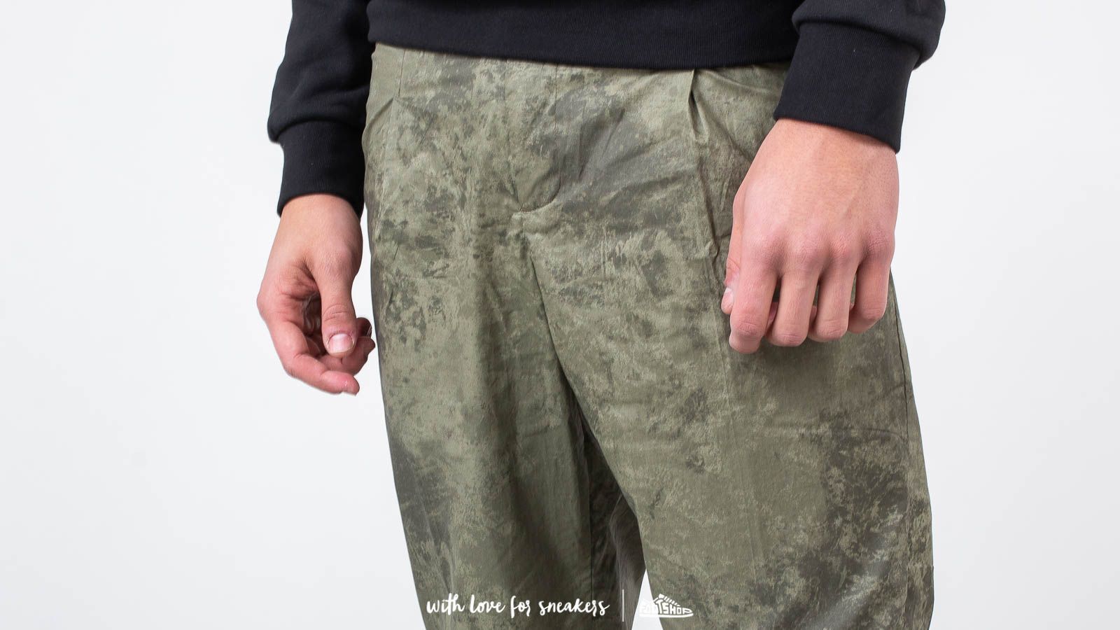 Hlače Soulland Pino Pants Green Camo