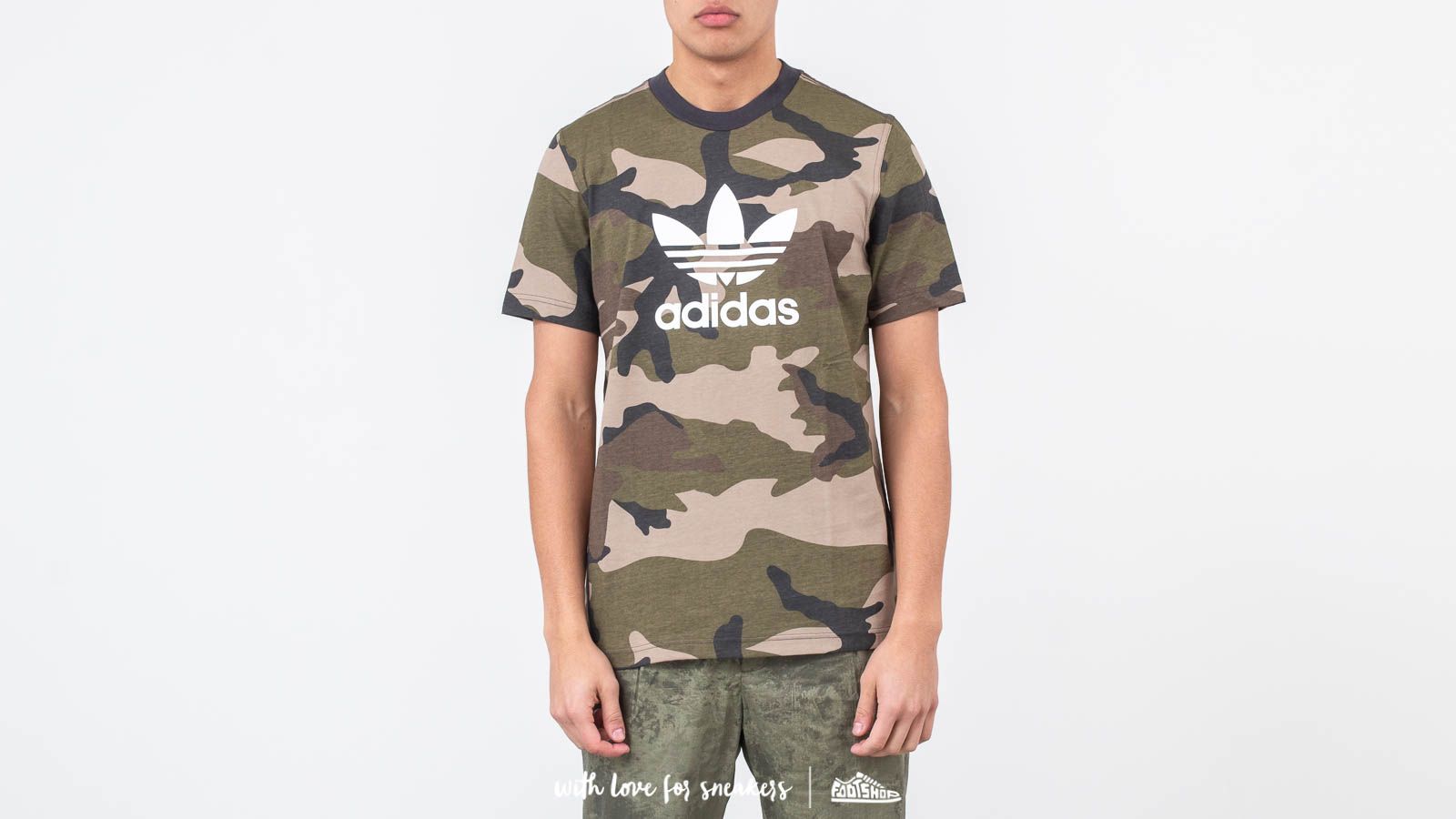 Adidas dv2067 deals