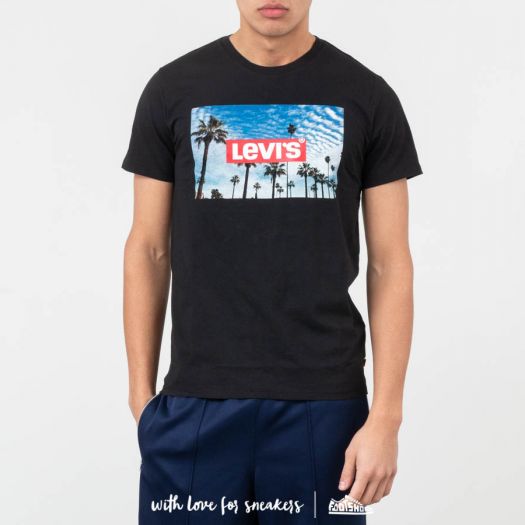 Levi's palm clearance tree shirt