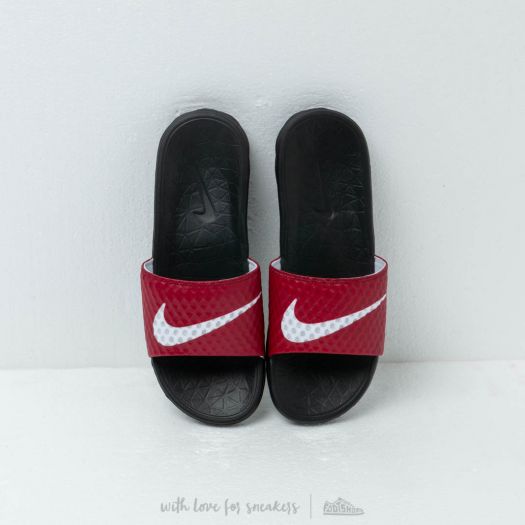 Nike new arrivals benassi bordeaux
